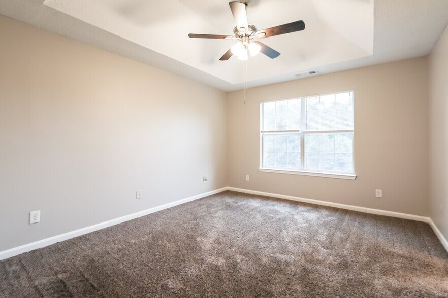 Building Photo - 7719 Briar Forest Ln