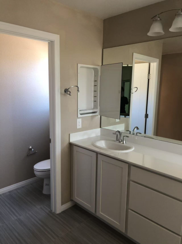 Building Photo - 3114 Molinos Dr