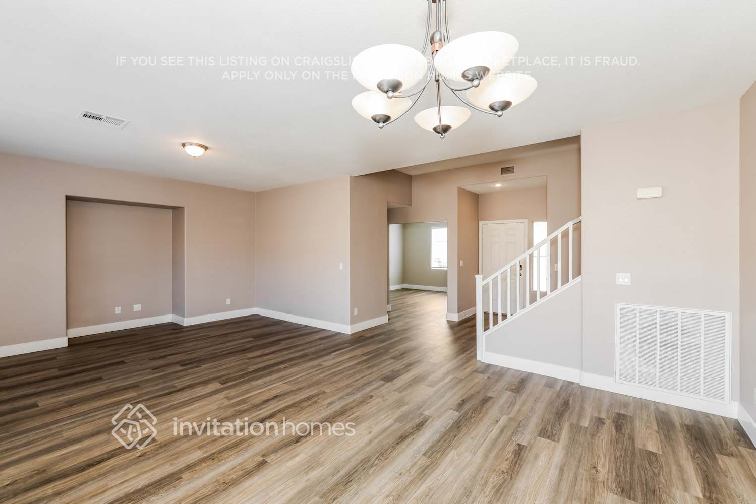 Building Photo - 207 Malcolm St