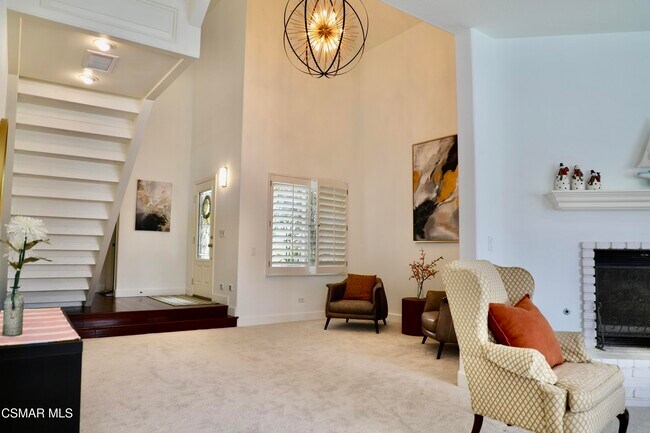 Building Photo - 2411 Monaco Dr