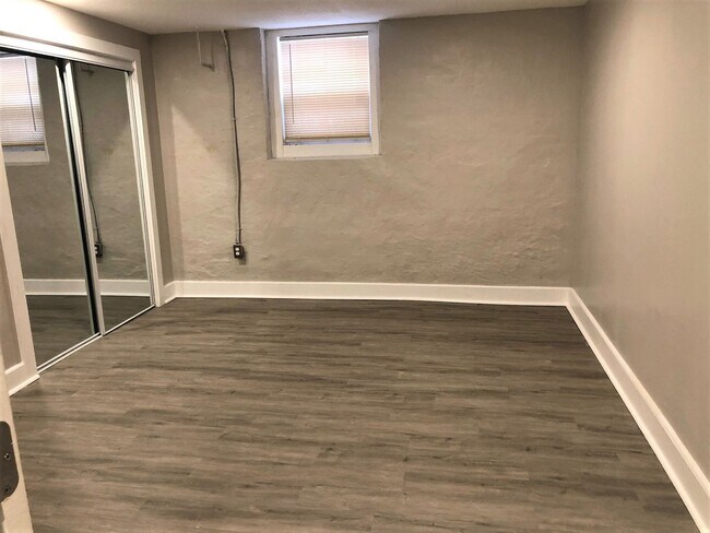 Building Photo - COMING SOON!! Historic 4 Bed, 2 Bath House
