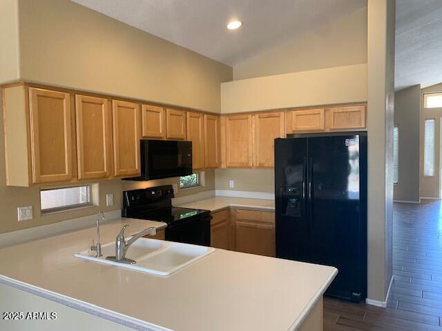 Building Photo - 914 W Azalea Pl