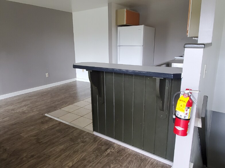 Building Photo - 70 Market St