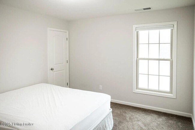 Building Photo - 110 Belden Trl