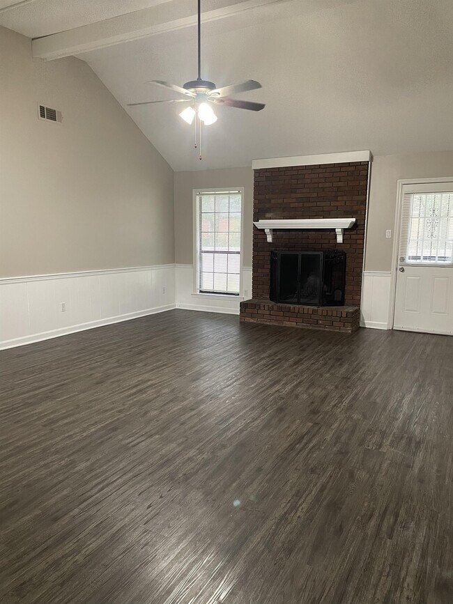 Building Photo - 1128 Verlington Dr