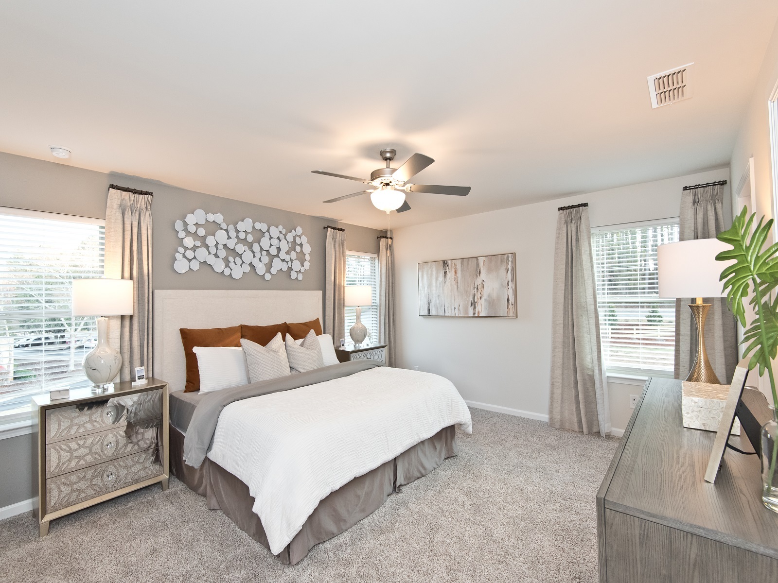 Building Photo - 1585 Villageside Ct