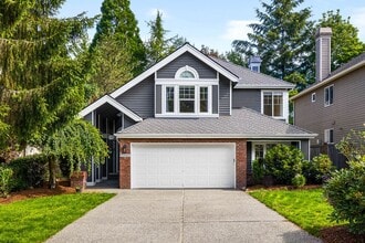 Building Photo - Updated Issaquah Home in Klahanie Neighborhood