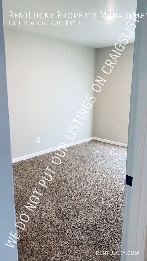 Building Photo - 4508 Sand Dollar Dr