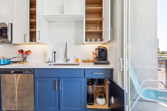 Building Photo - 2901 Indiana St