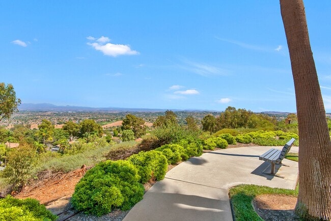 Building Photo - Panoramic Views! Laguna Niguel Condo!