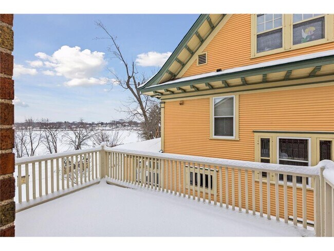 Building Photo - 1197 W Como Blvd