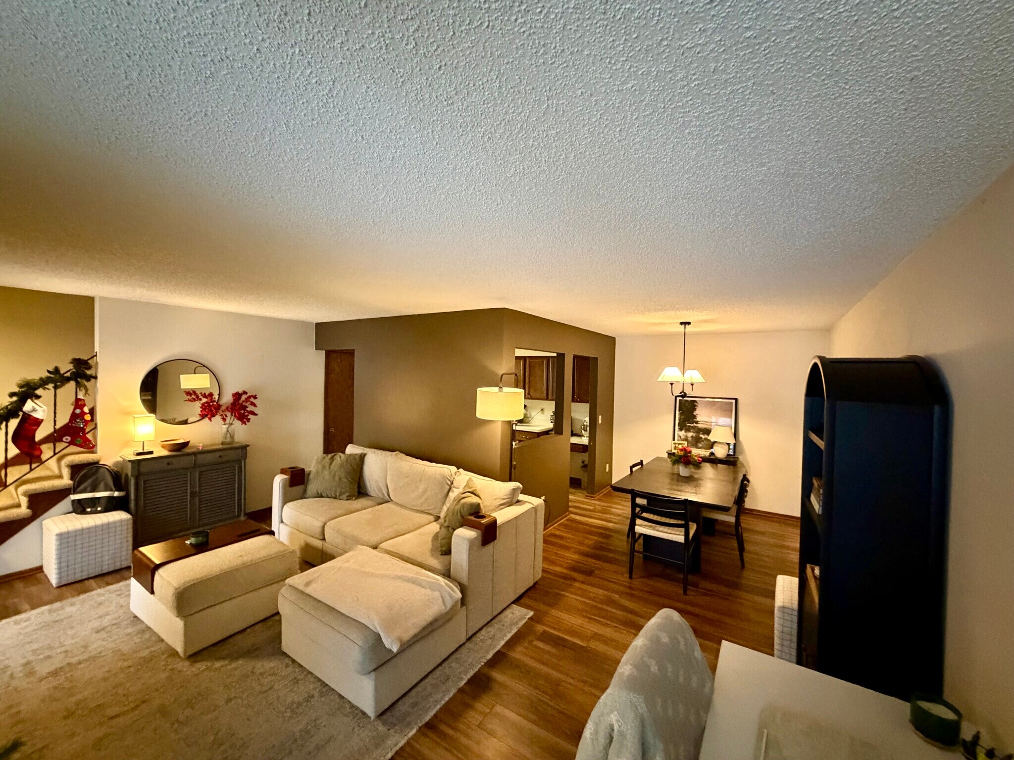 Building Photo - 3720 Independence Ave S