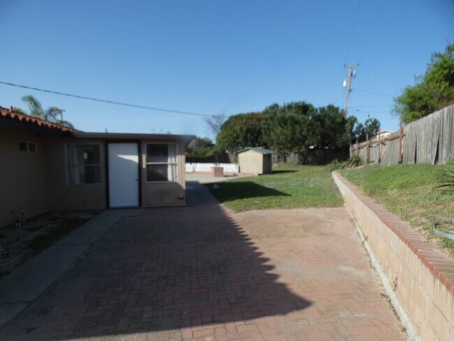 Building Photo - Orcutt Home on Large Lot