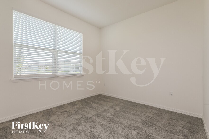 Building Photo - 138 Windsor Reserve Dr