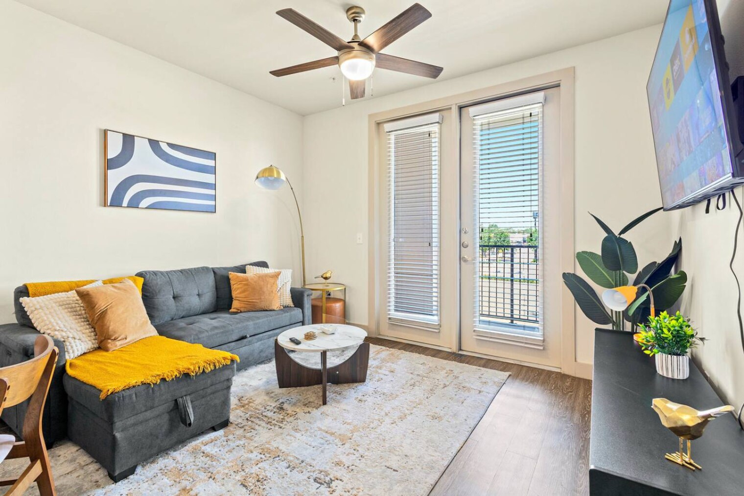 Building Photo - 10550 N Central Expy