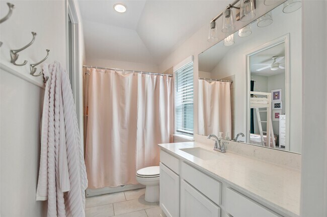 Building Photo - 12310 May Pop Path