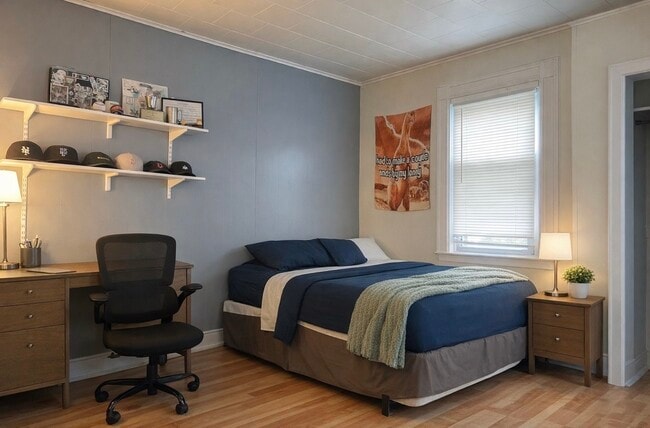 Building Photo - 19 Walnut St