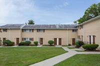 Building Photo - Redstone Gardens