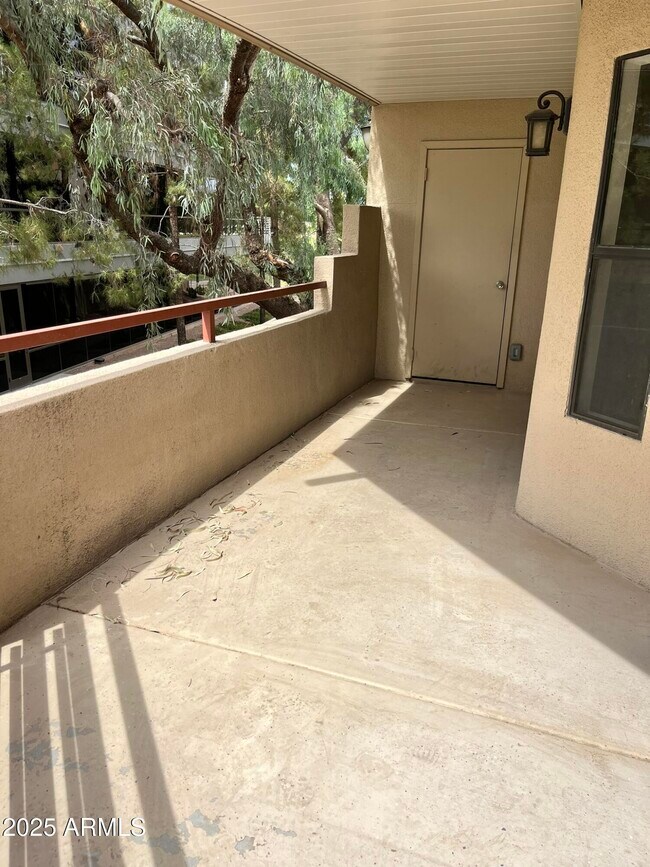 Building Photo - 4850 E Desert Cove Ave