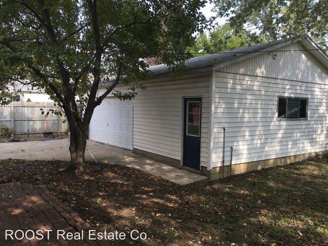 Building Photo - 7642 Harshmanville Rd