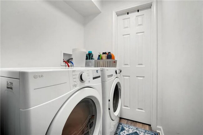 Building Photo - 128 Du Rhu Dr