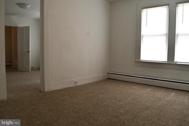 Building Photo - 4 E Milby St