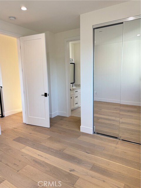 Building Photo - 13418 W Crowley St