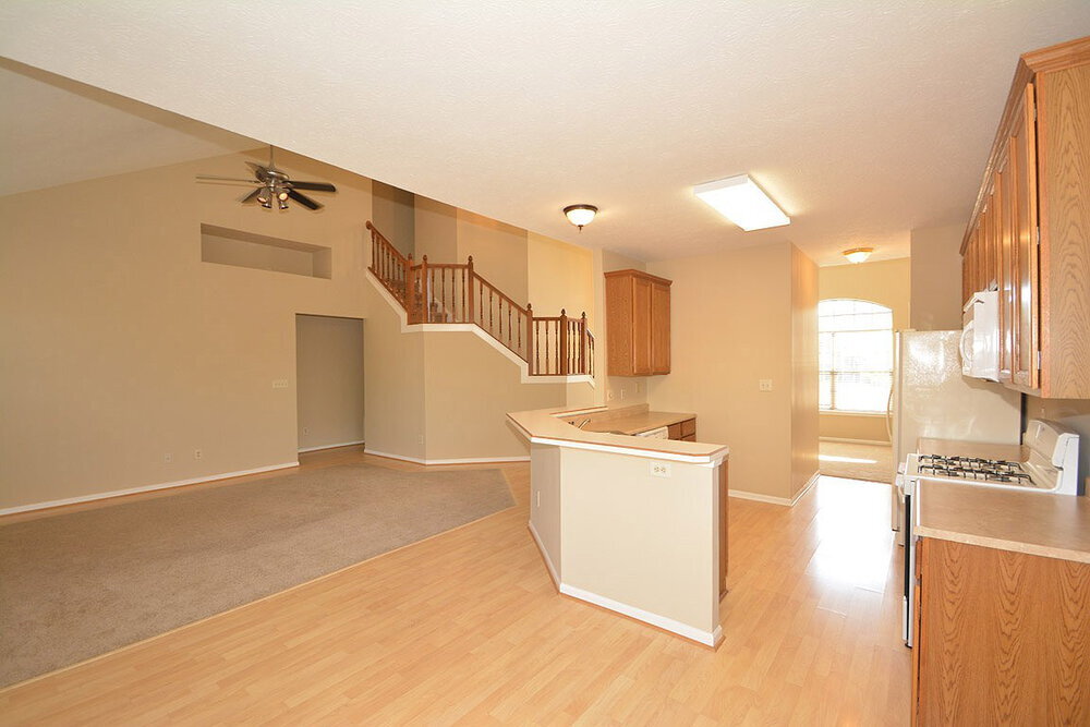Building Photo - 10299 Lakeland Dr