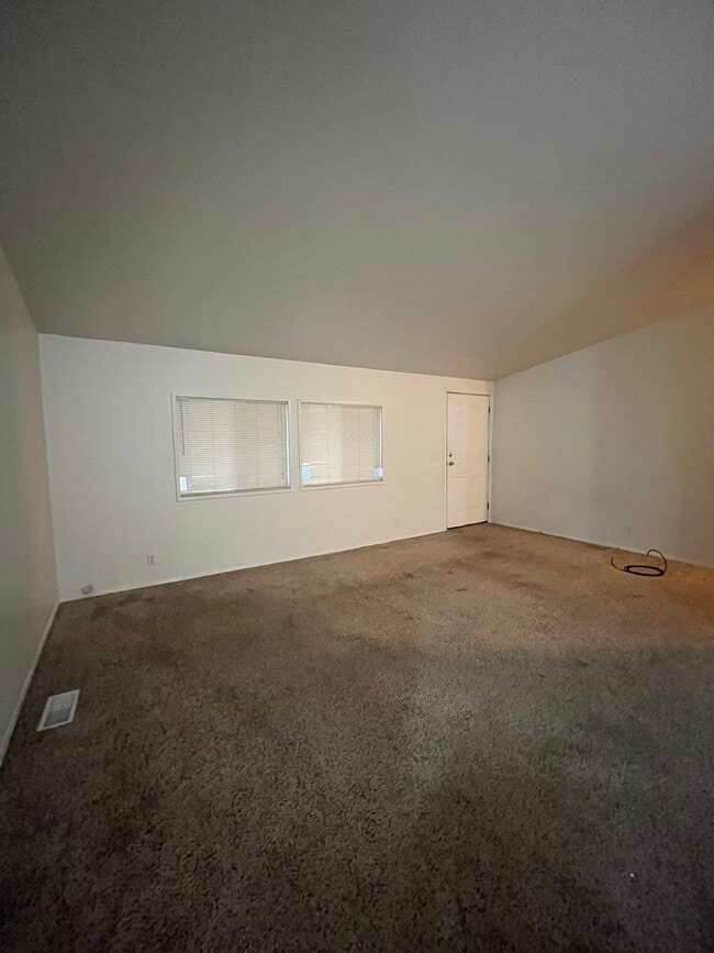 Building Photo - 3-Bedroom 2-Bathroom home in Thurston