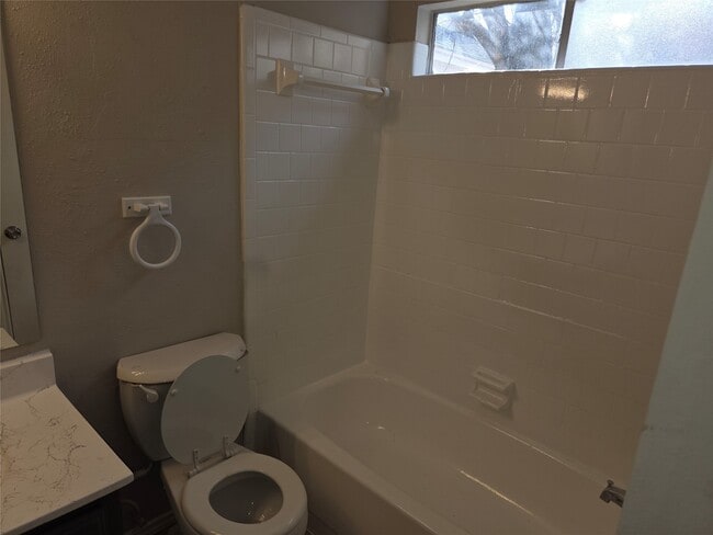 Building Photo - 6303 Gladewell Dr