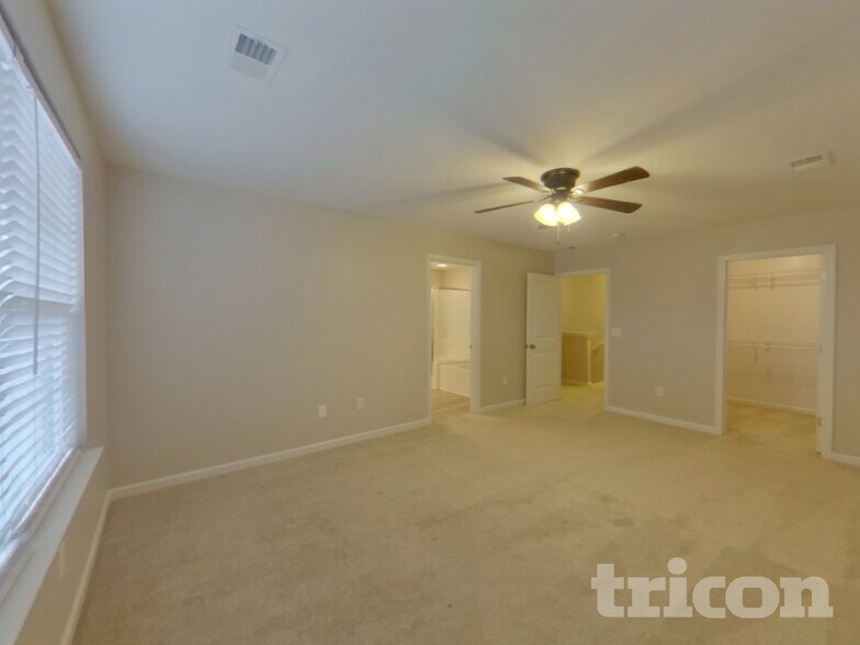 Building Photo - 128 Dunnsmore Dr