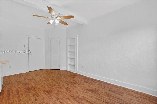 Building Photo - 3409 S Le Jeune Rd