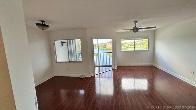 Building Photo - 1001 SW 141st Ave
