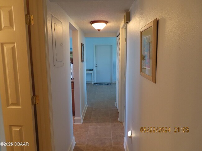 Building Photo - 5500 Ocean Shore Blvd