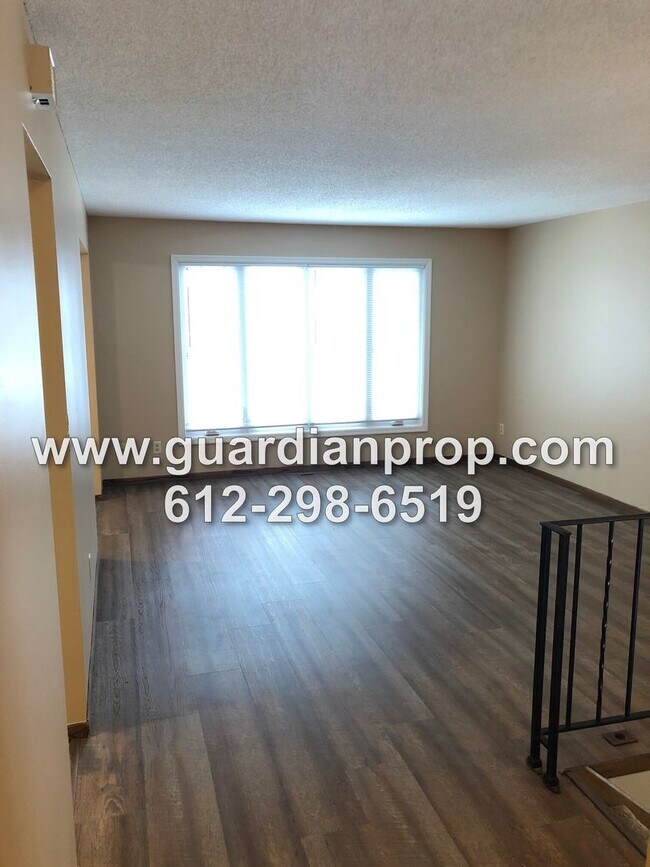 Building Photo - 2190-2194 Coon Rapids Blvd