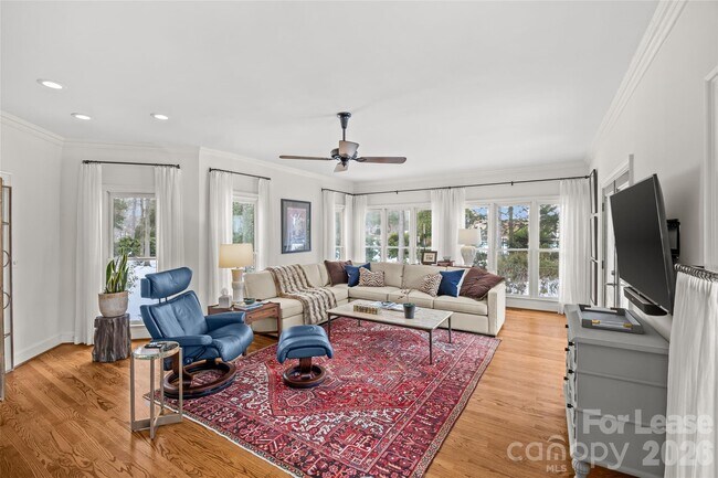 Building Photo - 5202 Carmel Club Dr