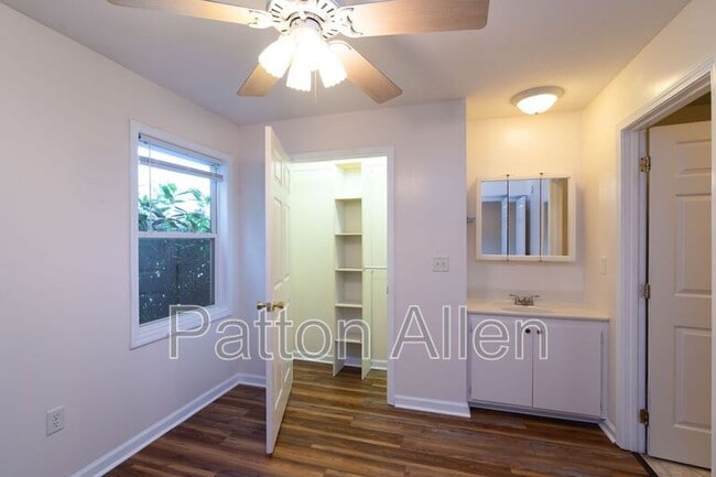 Building Photo - 97 Citadel Dr