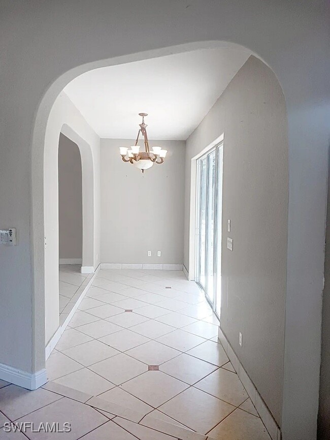 Building Photo - 120 18th Ave NE