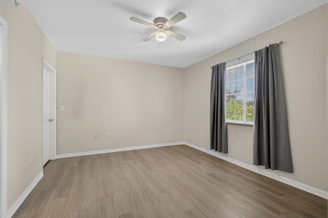 Building Photo - 6510 Emerald Dunes Dr
