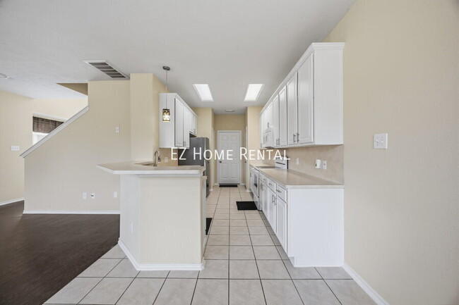 Building Photo - 2951 Hackamore Hollow Ln