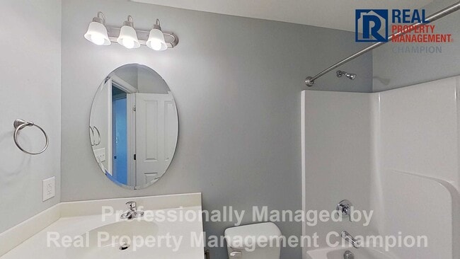 Building Photo - Perfect 3 BD 2 BA Home Just Minutes from MCAS Cherry Point