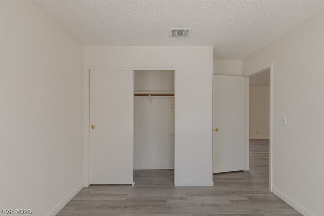 Building Photo - 2803 Mirage Rd