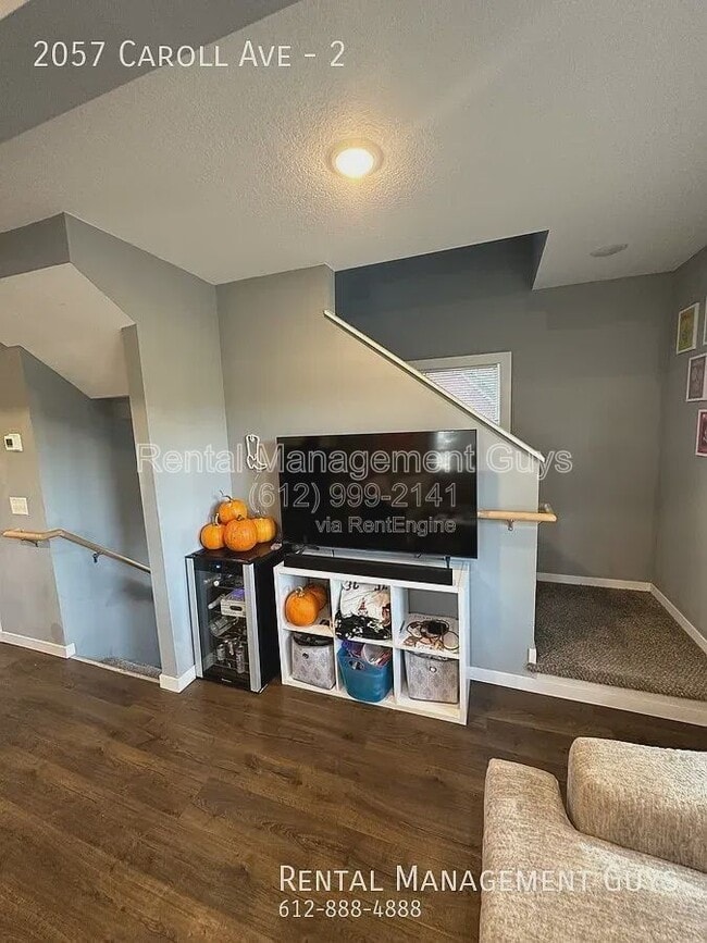 Building Photo - 2057 Carroll Ave