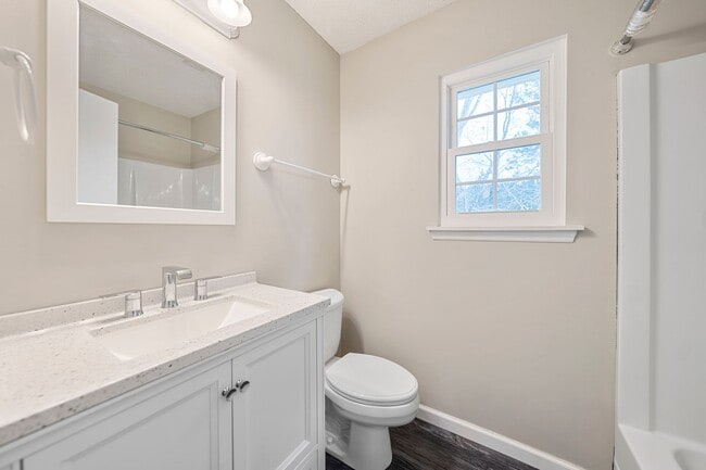 Building Photo - Peaceful and Convenient 3 Bed, 2.5 Bath Home