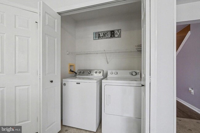 Building Photo - 54 Woodmyre Ln