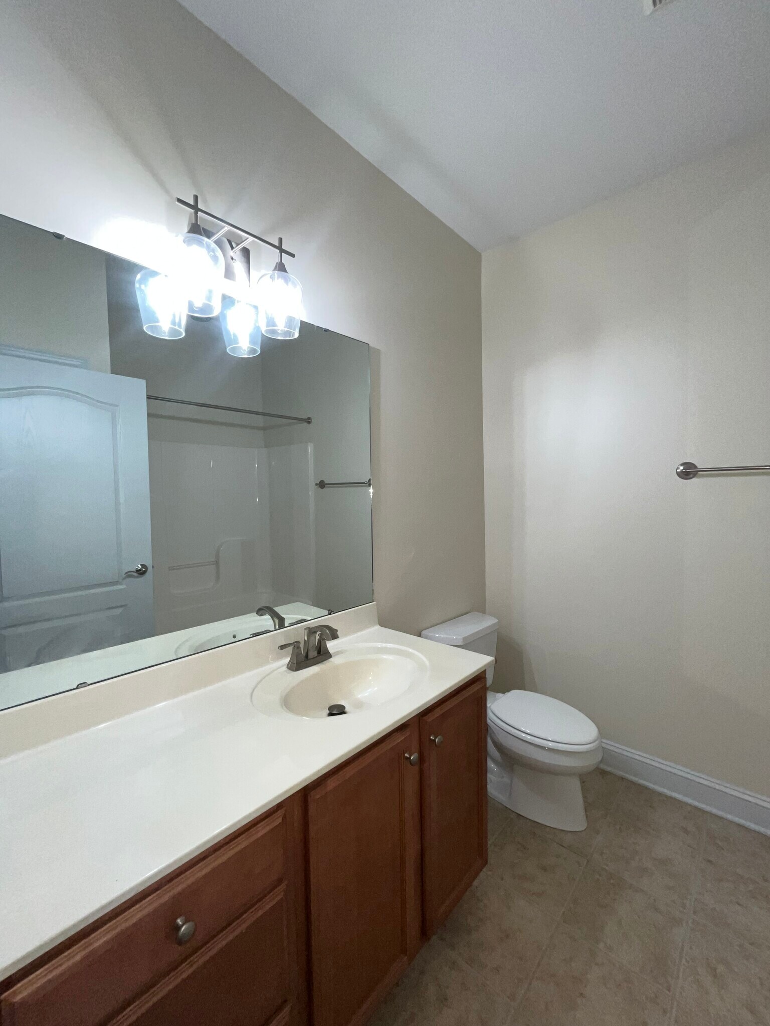 Building Photo - 212 Fountainhead Ln