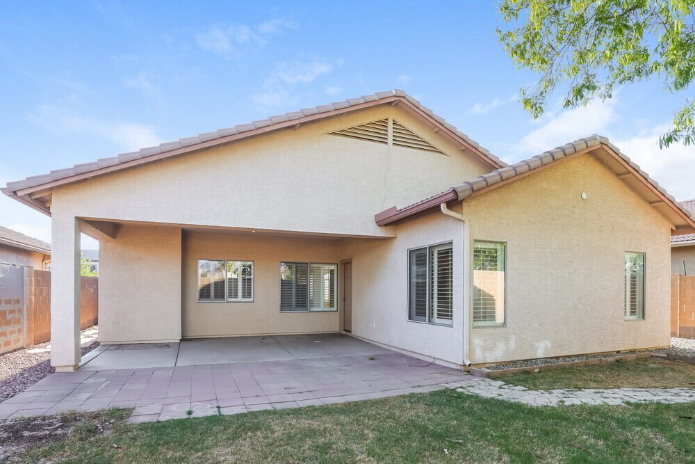 Building Photo - 1913 S 83rd Dr