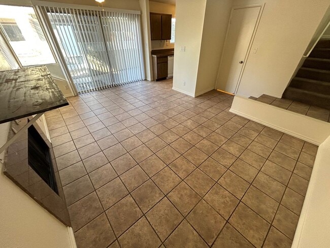 Building Photo - BRIGHT 2-BEDROOM CONDO NEAR LAS VEGAS LIVING