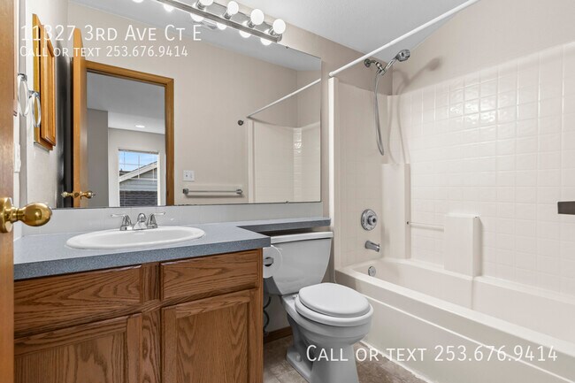 Building Photo - 11327 3rd Ave Ct E