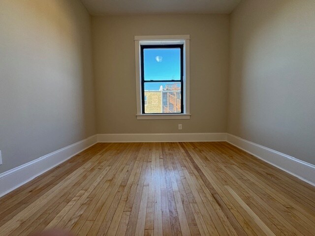 Building Photo - 2522 N Kedzie Blvd